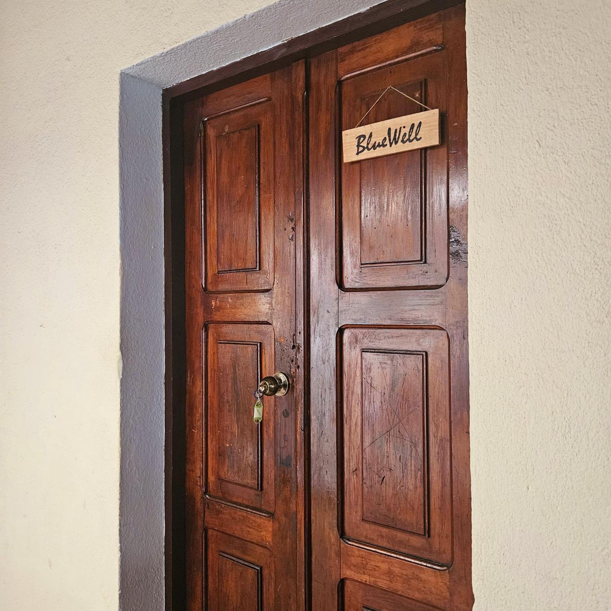 Cermeno'S House Hotel Antigua Exterior photo